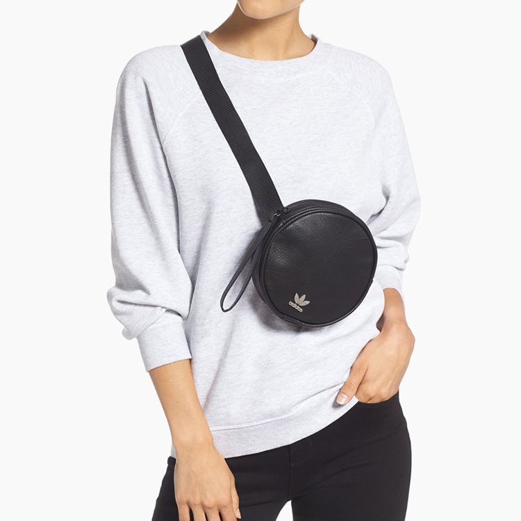 Сумка унисекс Adidas Originals CL5438 черная