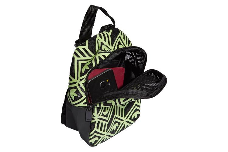 Рюкзак унисекс Adidas Originals Regular зеленый