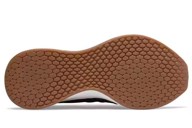 Кроссовки женские New Balance Fresh Foam Roav black knit, 36 EU