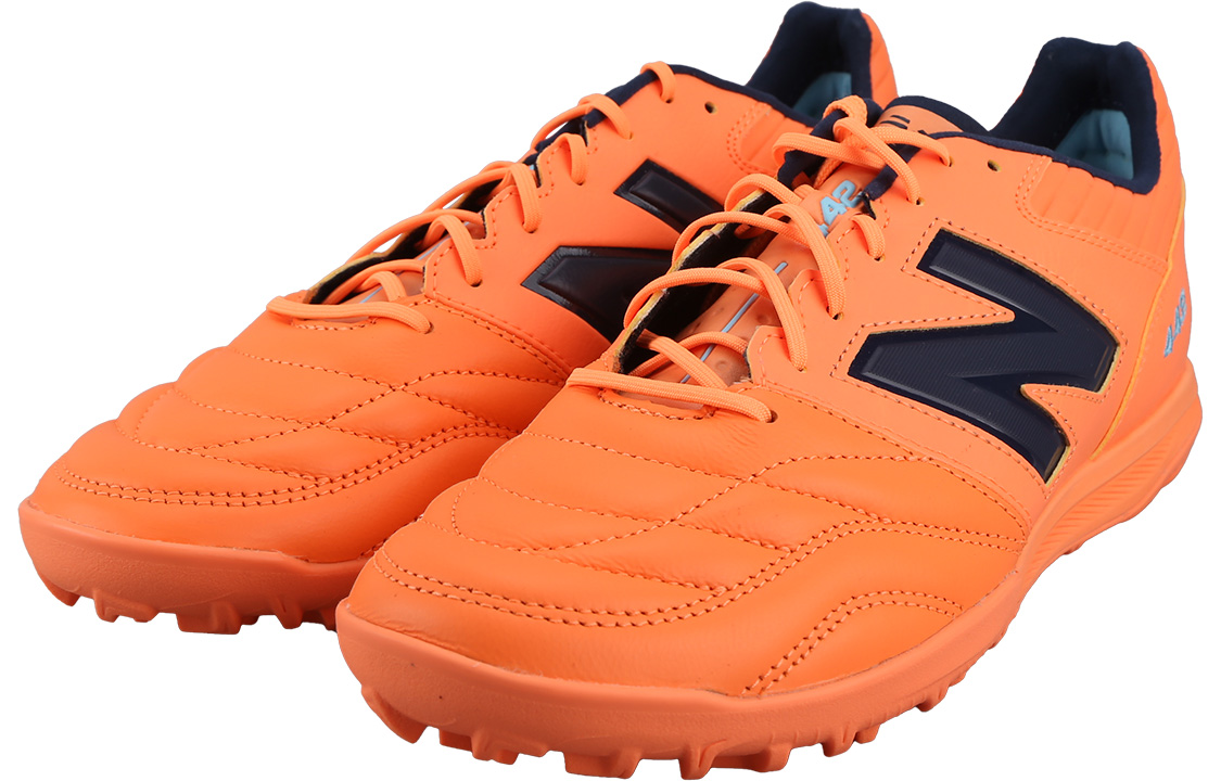 Бутсы унисекс New Balance 442 Pro Tf V2 оранжевые, 38.5 EU