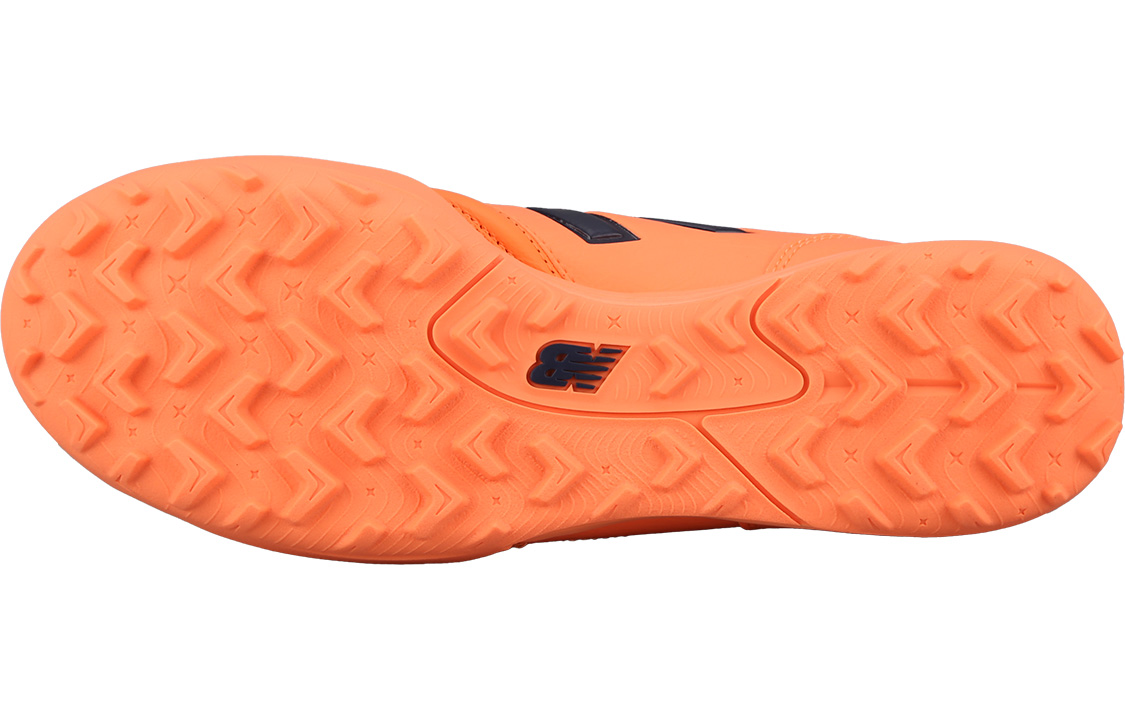 Бутсы унисекс New Balance 442 Pro Tf V2 оранжевые, 38.5 EU