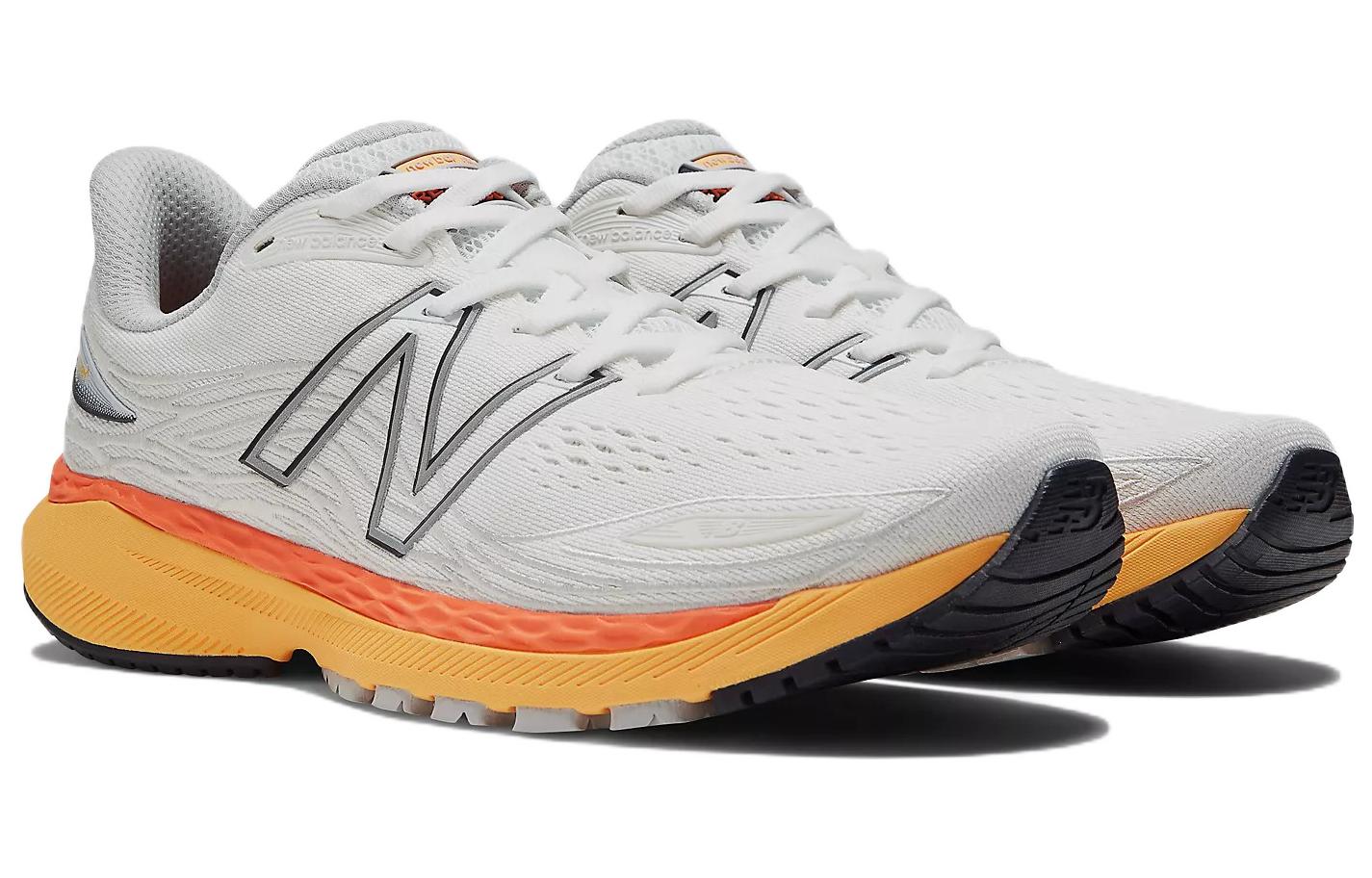 Кроссовки мужские New Balance 860 V12 белые, ярко-абрикосовые, 41.5 EU