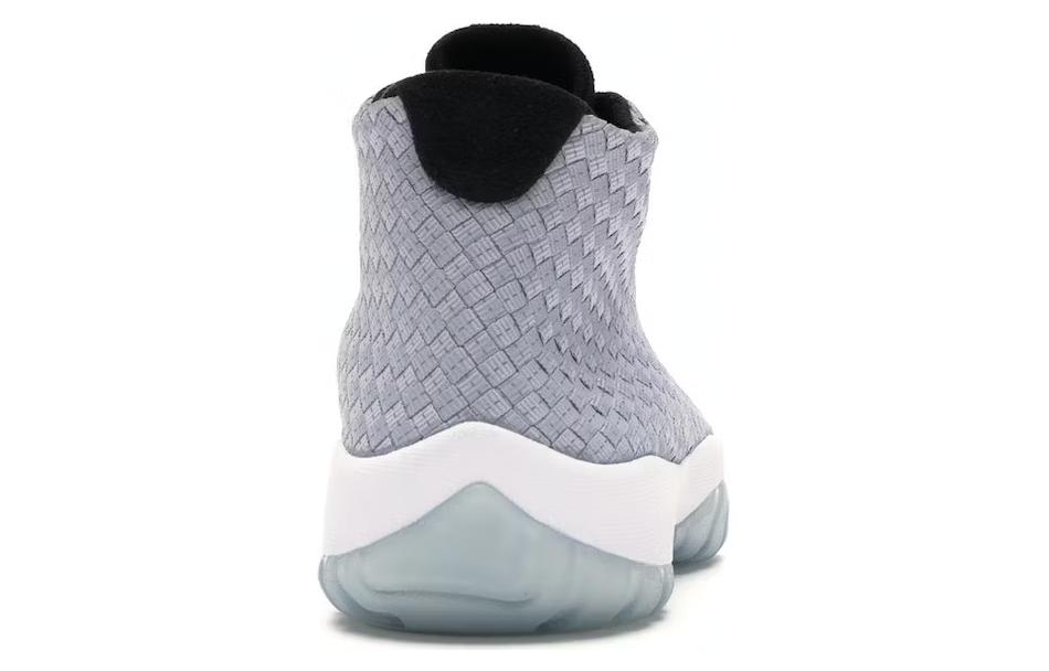 Кроссовки мужские Jordan Future Premium metallic silver, 44.5 EU