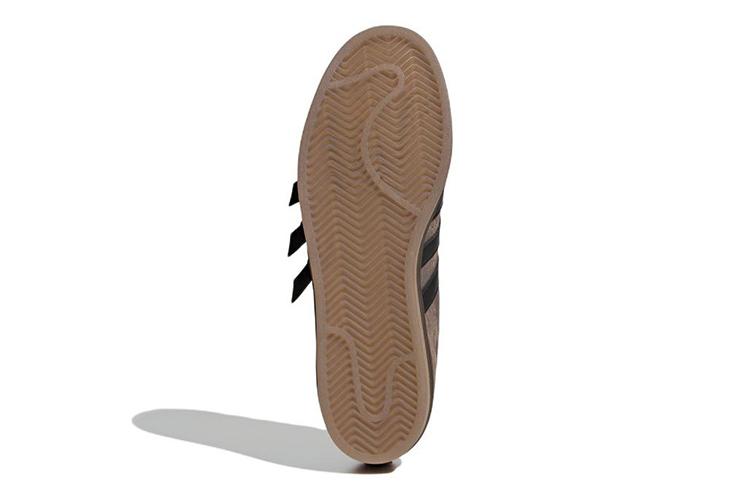 Кеды унисекс Adidas Superstar Karoro Hole коричневые, 41 1/3 EU