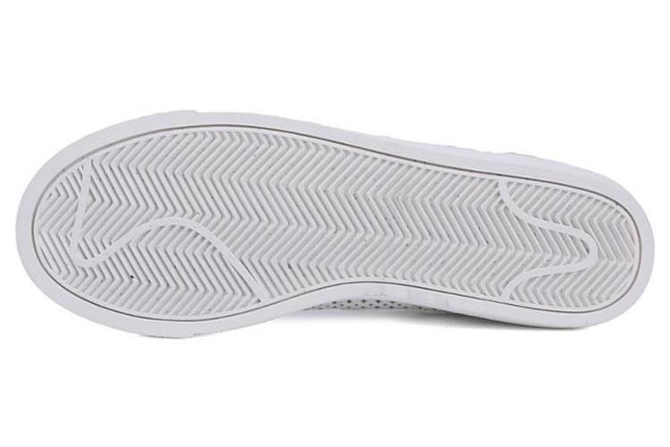 Кроссовки женские Nike Blazer Low SE белые, 36 EU