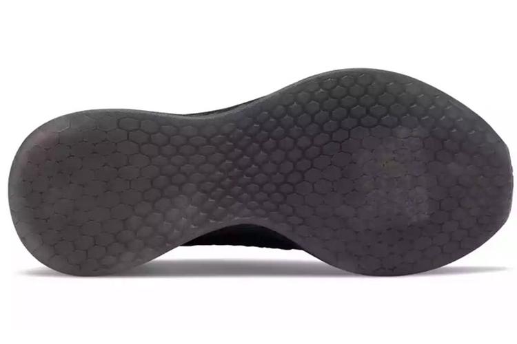 Кроссовки женские New Balance Fresh Foam Roav Fusion черные, 37 EU