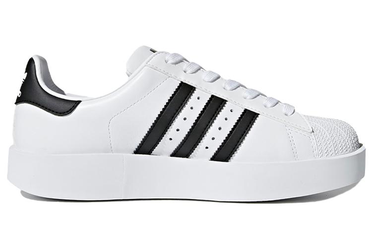 Кеды женские Adidas Originals Superstar Bold Leather белые и черные, 37 1/3 EU