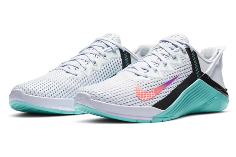 Кроссовки женские Nike Metcon 6 Flyease серые, 35.5 EU