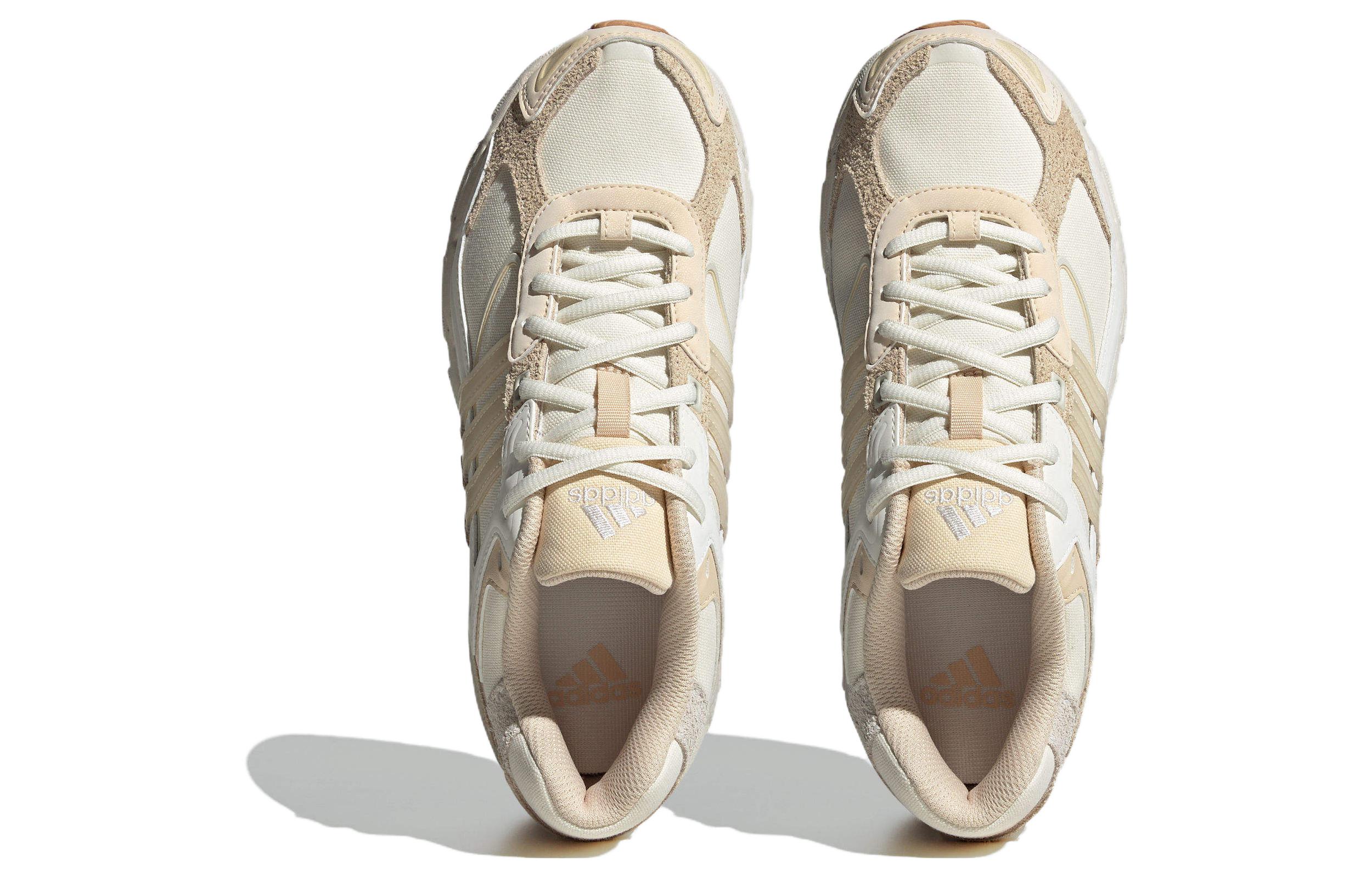 Кроссовки женские Adidas Originals Response белые, 38 2/3 EU