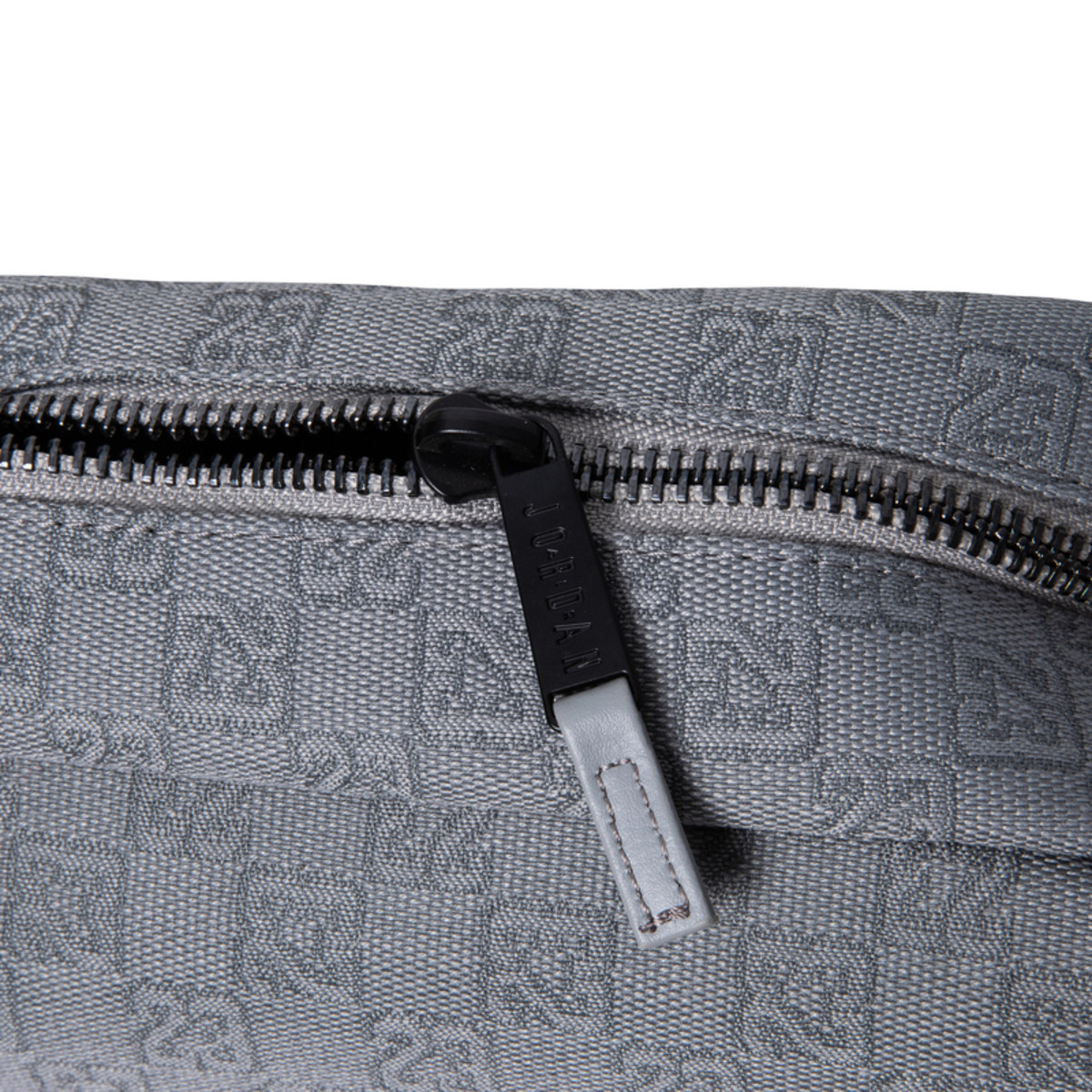 Сумка унисекс Jordan 993679 хаки