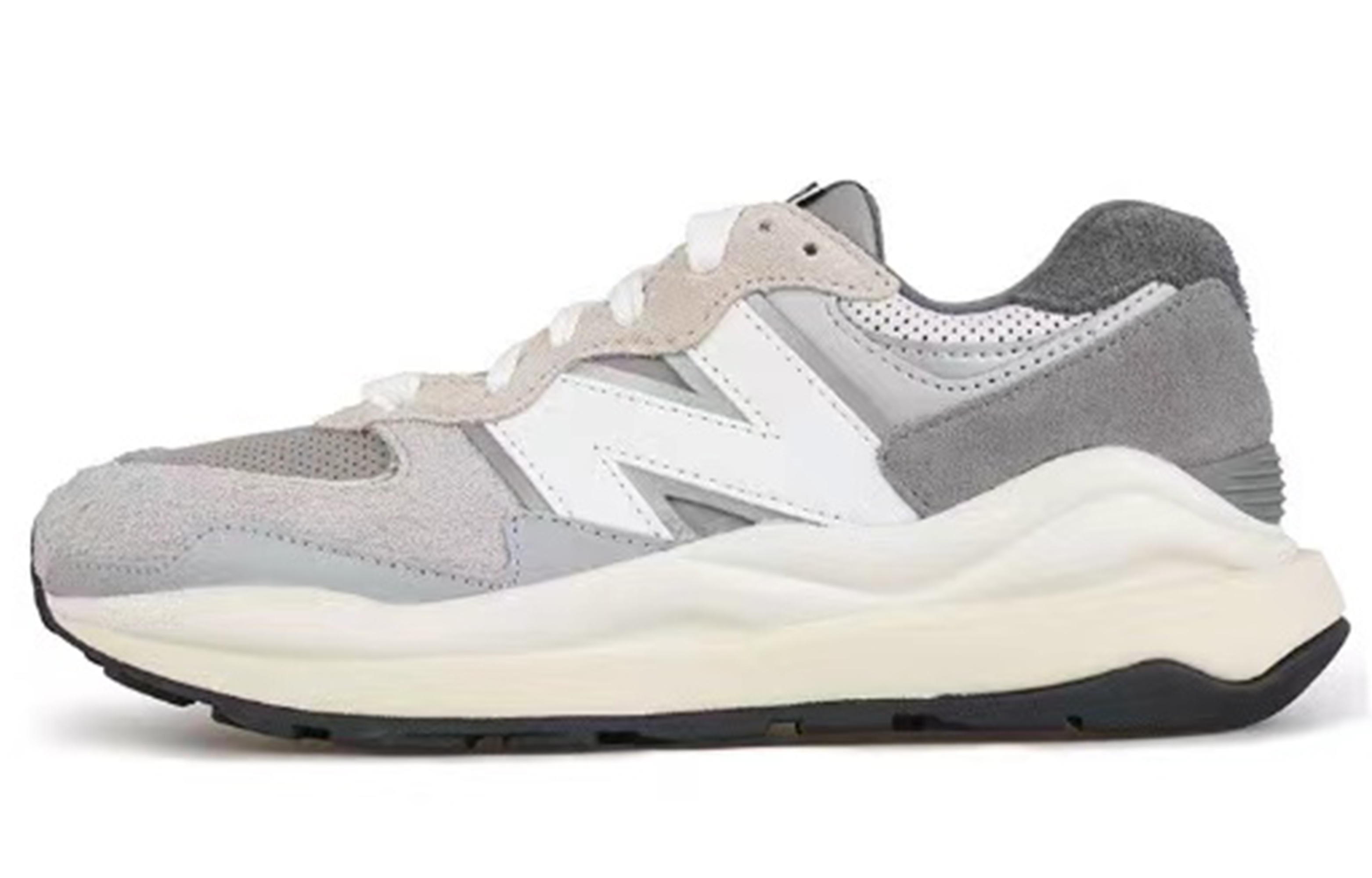 Кроссовки унисекс New Balance M5740TA светло-серые, 38.5 EU