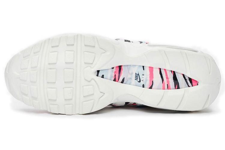 Кроссовки унисекс Nike Air Max 95 Country Pack Korea черные-белые, 41 EU