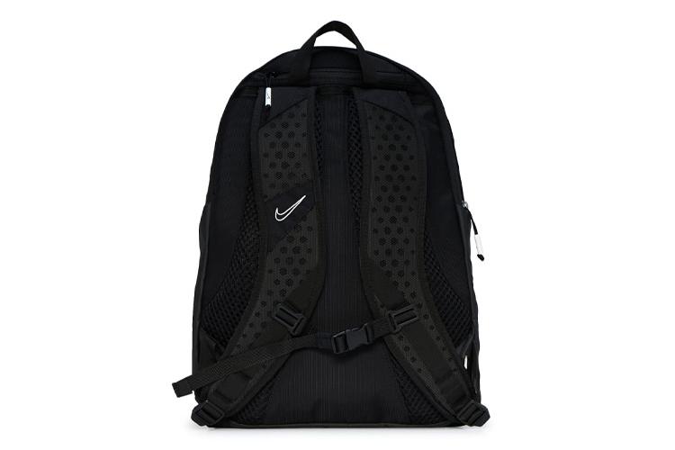 Рюкзак унисекс Nike DA9865-010 черный