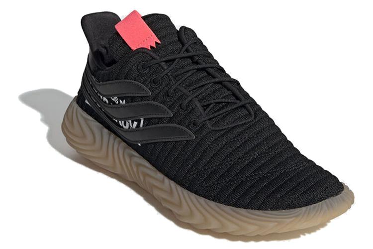 Кроссовки женские Adidas Sobakov Alphatype черные-бежевые, 41 1/3 EU