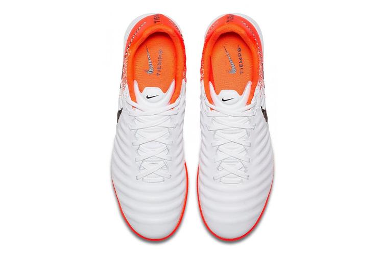 Бутсы мужские Nike Tiempo Lunar Legend 7 Pro TF белые/ярко-оранжевые, 46 EU