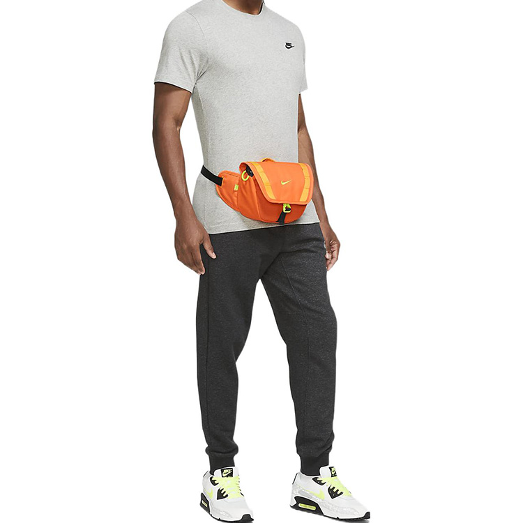 Сумка унисекс Nike Crossbody Fanny Pack сигнальный оранжевый, DJ9681-819