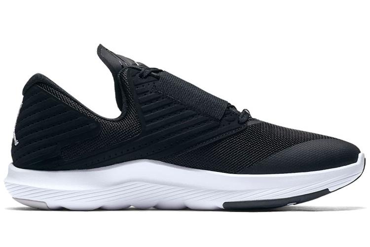 Кроссовки мужские Air Jordan Relentless черные/белые, 41 EU