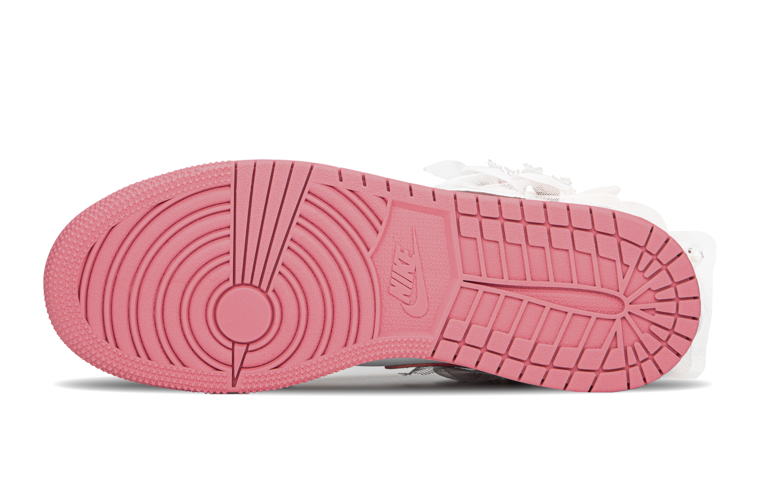 Кеды женские Jordan Air Jordan 1 Low GS розово-белые