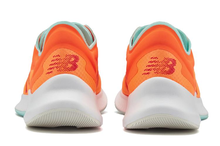 Кроссовки женские New Balance Nb Pesu оранжевые, 36.5 EU