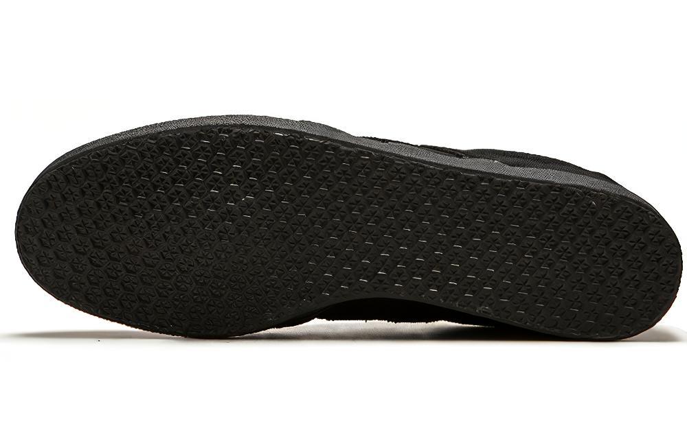 Кроссовки унисекс Adidas Gazelle Super Neighborhood, 44 2/3 EU, triple black