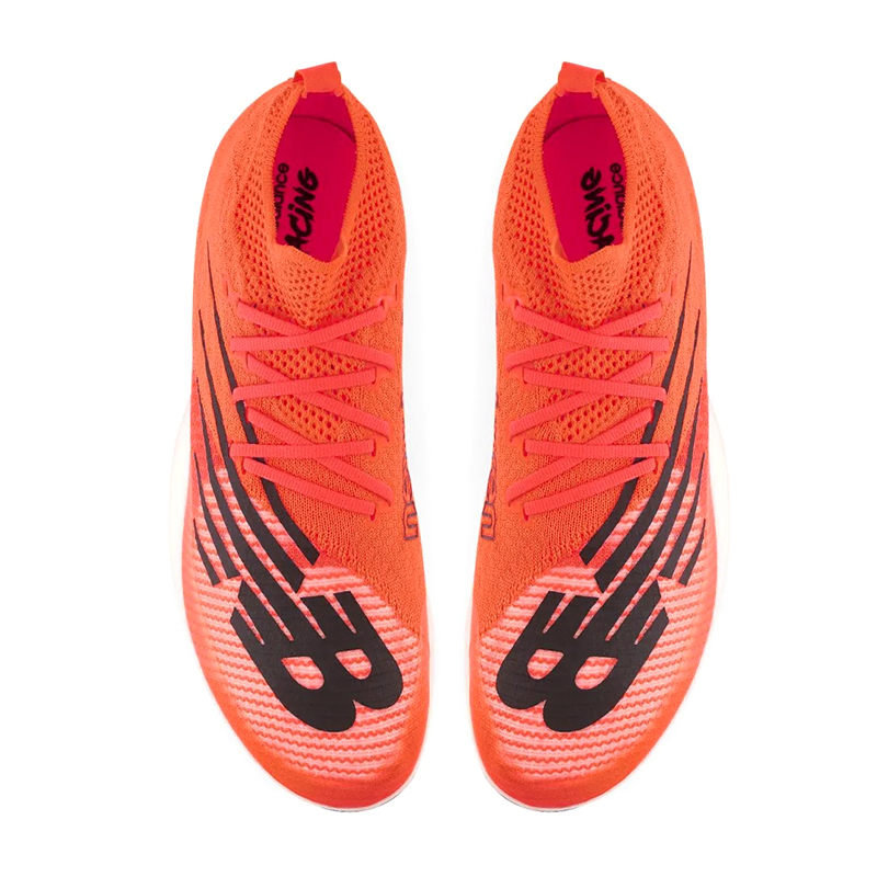 Беговые кроссовки унисекс New Balance FuelCell MD X V2, orange, 42.5 EU