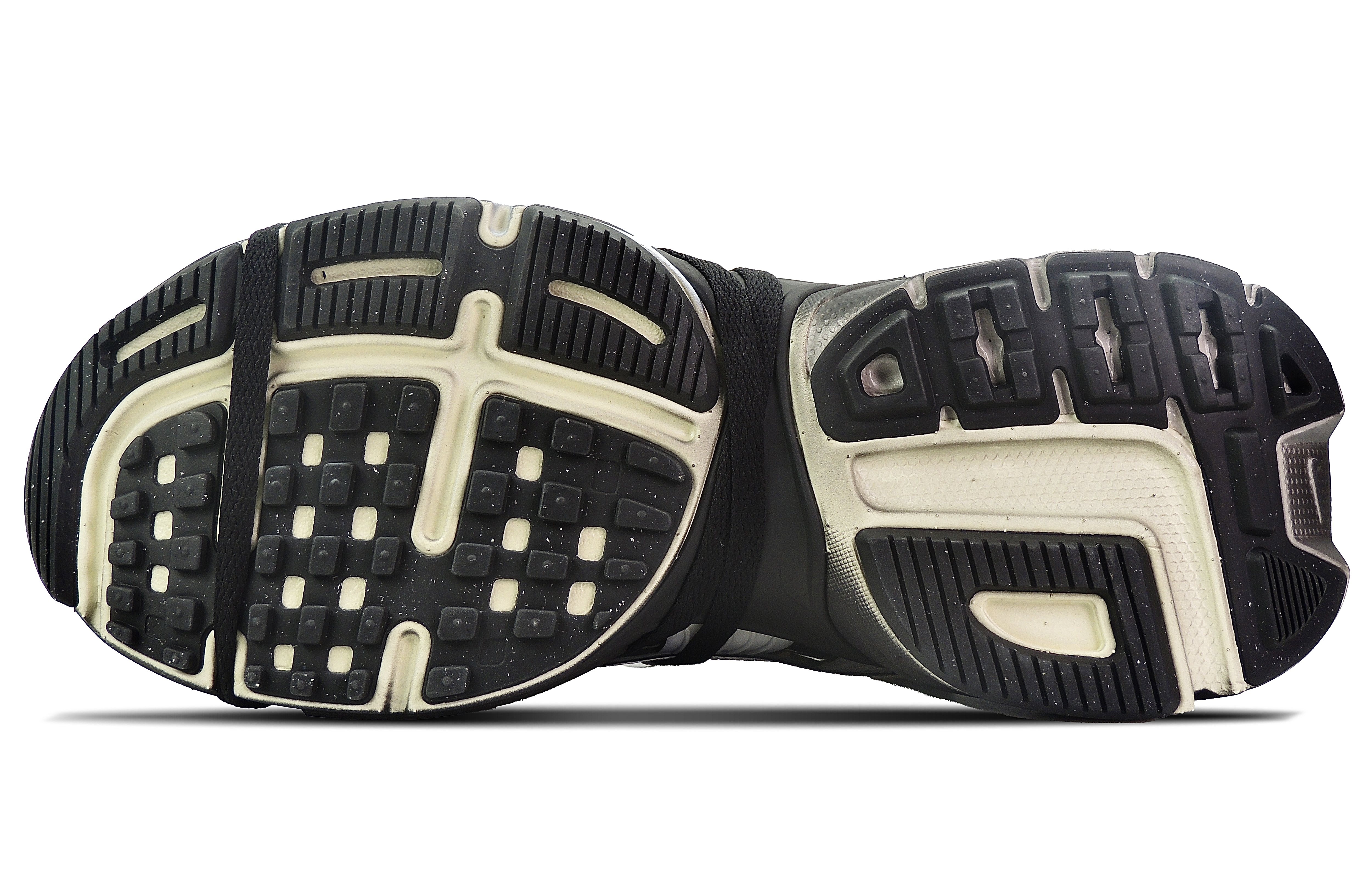 Кроссовки женские Nike V2K Run Low-Top черно-серебристые, 38 EU