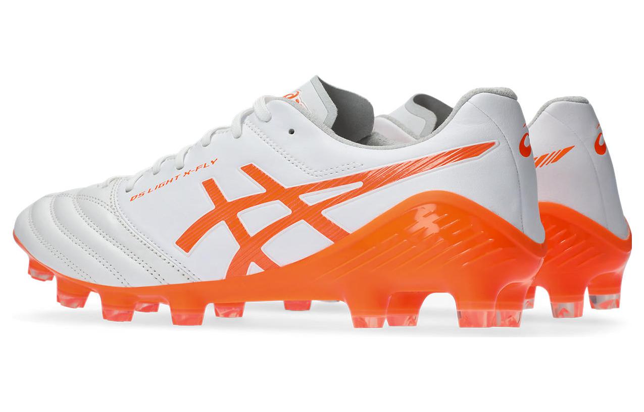 Футбольные бутсы мужские Asics DS LIGHT X-FLY 5 белые, 41.5 EU