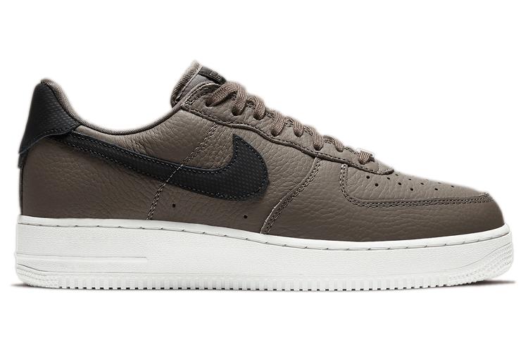 Кроссовки мужские Nike Air Force 1 Craft brown-white, 42.5 EU