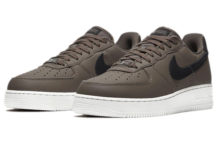 Кроссовки мужские Nike Air Force 1 Craft brown-white, 42.5 EU