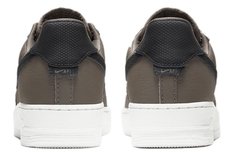 Кроссовки мужские Nike Air Force 1 Craft brown-white, 42.5 EU