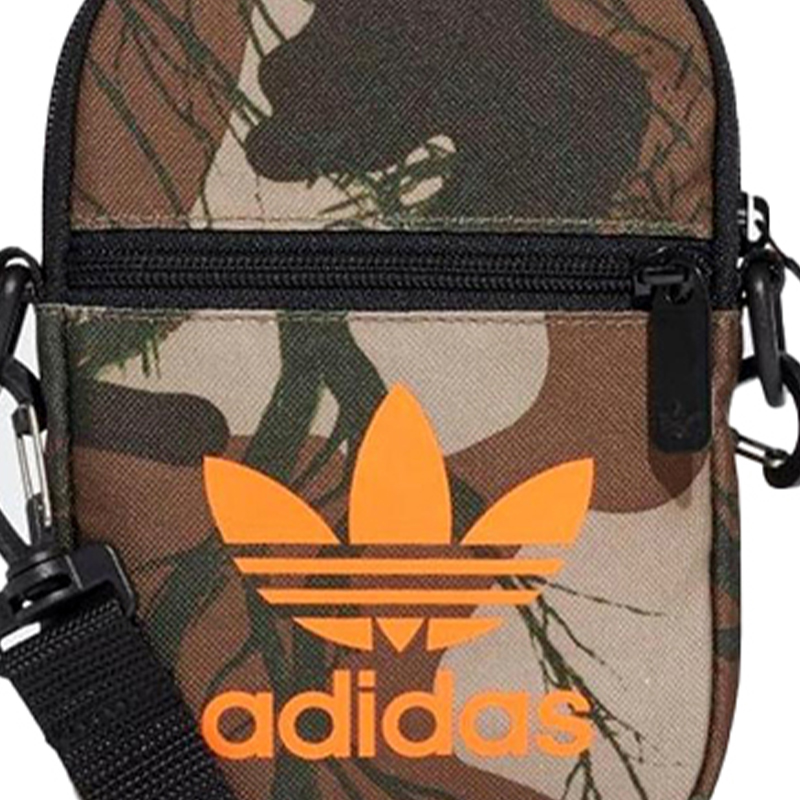 Сумка унисекс Adidas Originals FT9302 бежевого цвета