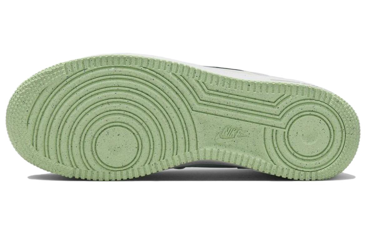 Кроссовки женские Nike Air Force 1 Low '07 Se Next Nature белые, серые, зеленые, 40 EU