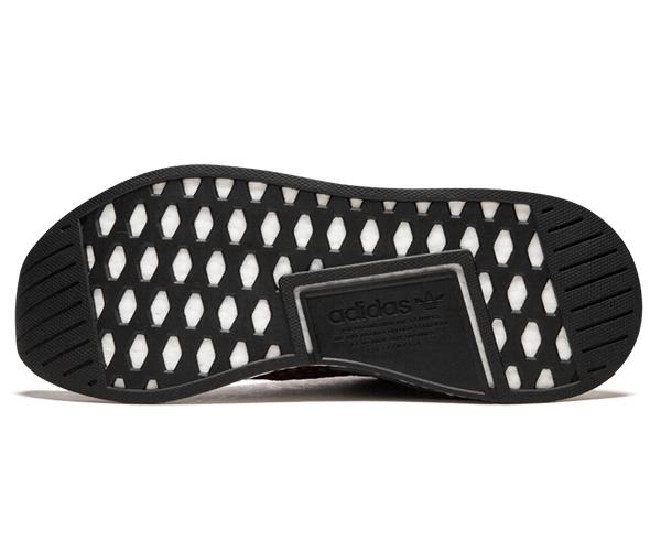 Кроссовки унисекс Adidas NMD CS2 Glitch red-white, 44 2/3 EU