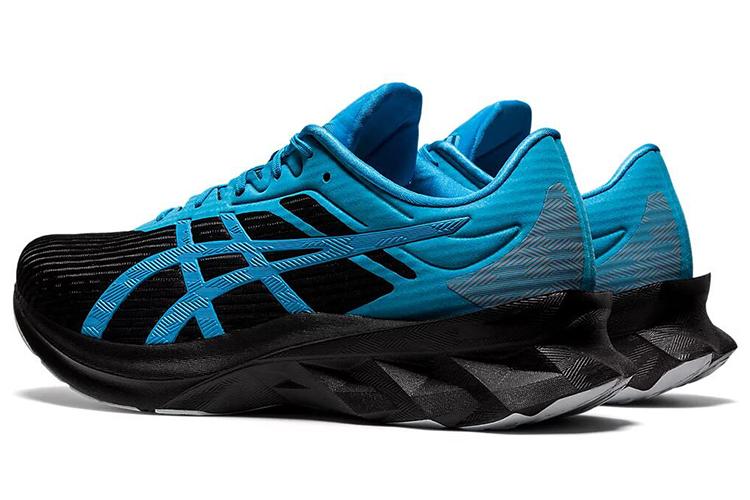 Кроссовки мужские ASICS Novablast Sps синие/черные, 39 EU