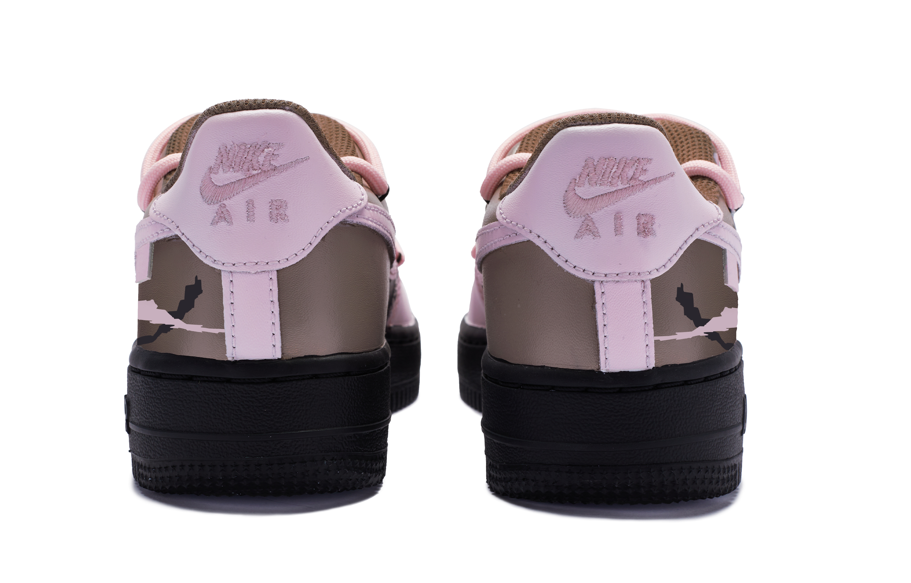 Кеды женские Nike Air Force 1 811 Manufacturing черные, 36.5 EU