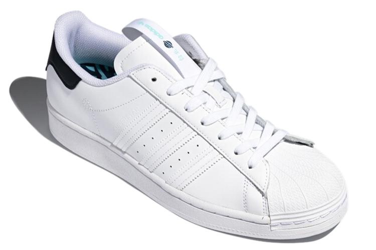 Кроссовки унисекс Adidas Superstar белые, 38 EU