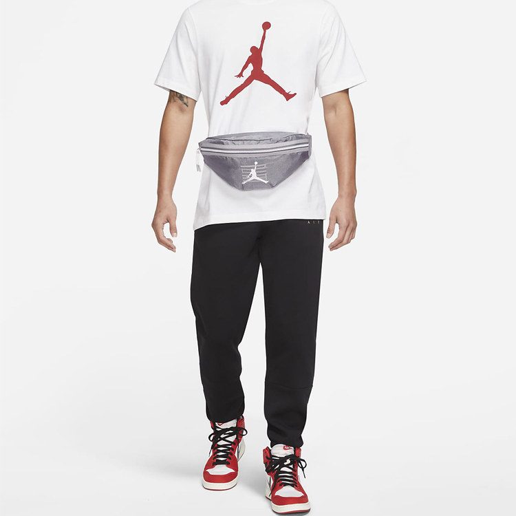 Сумка унисекс Jordan DV1870-056 гранитно-серого цвета