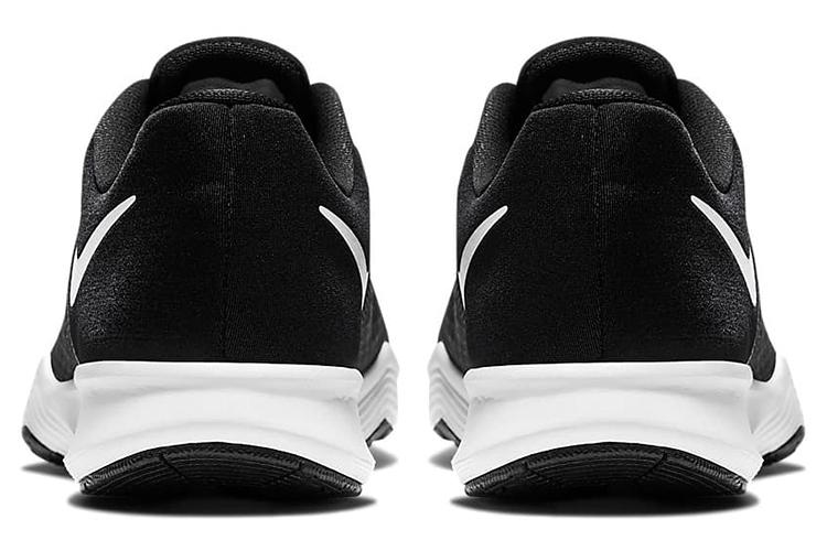 Кроссовки женские Nike City Trainer 2 белые/черные, 36 EU