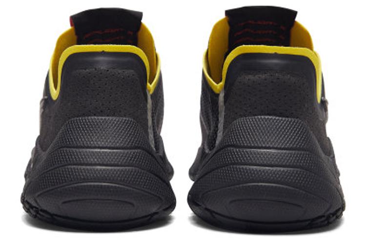 Тренинговые кроссовки унисекс PUMA Replicat X черные, желтые, 41 EU