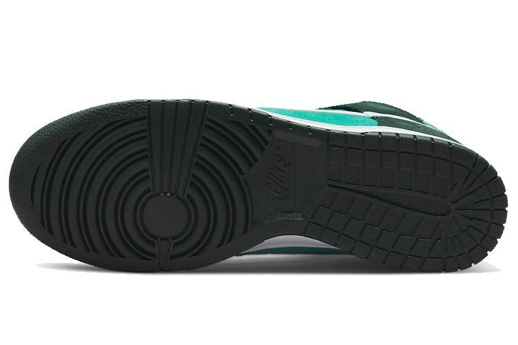 Кроссовки мужские Nike Dunk High Retro Se Athletic Club Pro зелёные, 42 EU