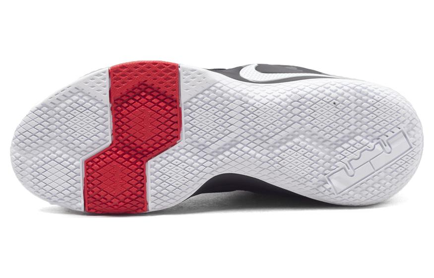 Кроссовки унисекс Nike Zoom Witness EP черные, 44.5 EU