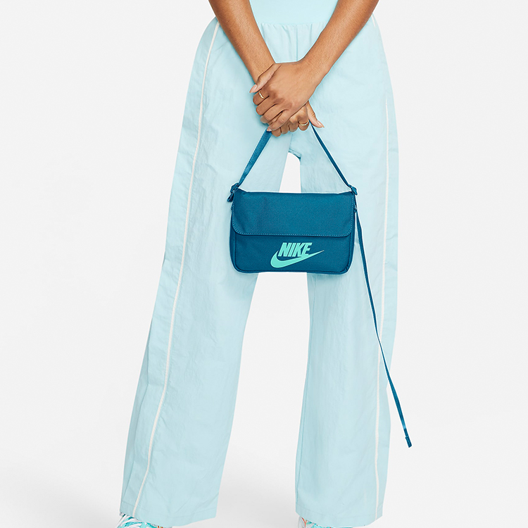 Сумка унисекс Nike Dock Blue, dock blue