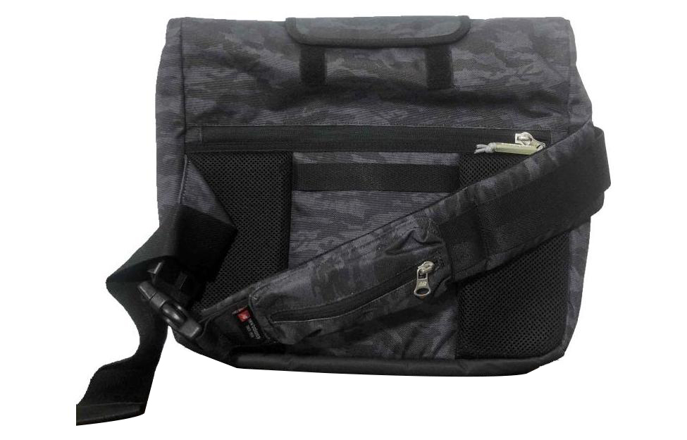 Сумка унисекс New Balance GC641043-BK черная