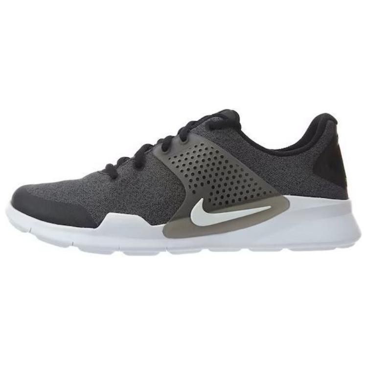 Кроссовки мужские Nike Arrowz черно-белые, 44.5 EU