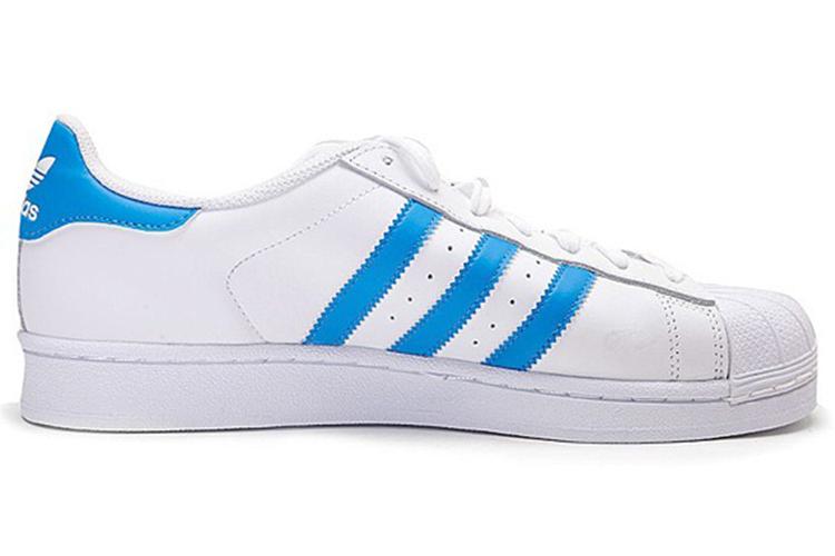 Кроссовки унисекс Adidas Superstar белые, 44 EU