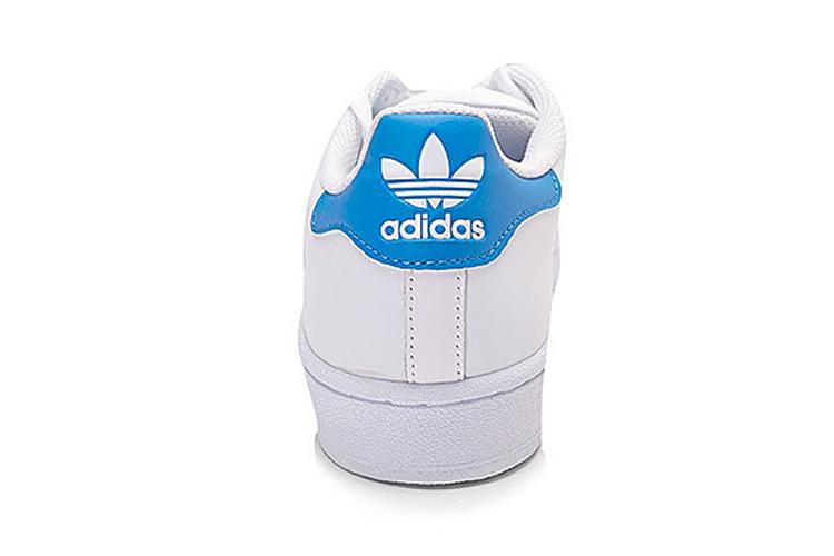 Кроссовки унисекс Adidas Superstar белые, 44 EU