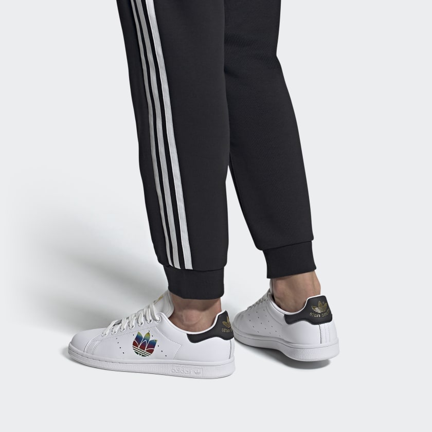 Кеды женские Adidas Originals Stan Smith Trefoil белые, черные, 36 2/3 EU