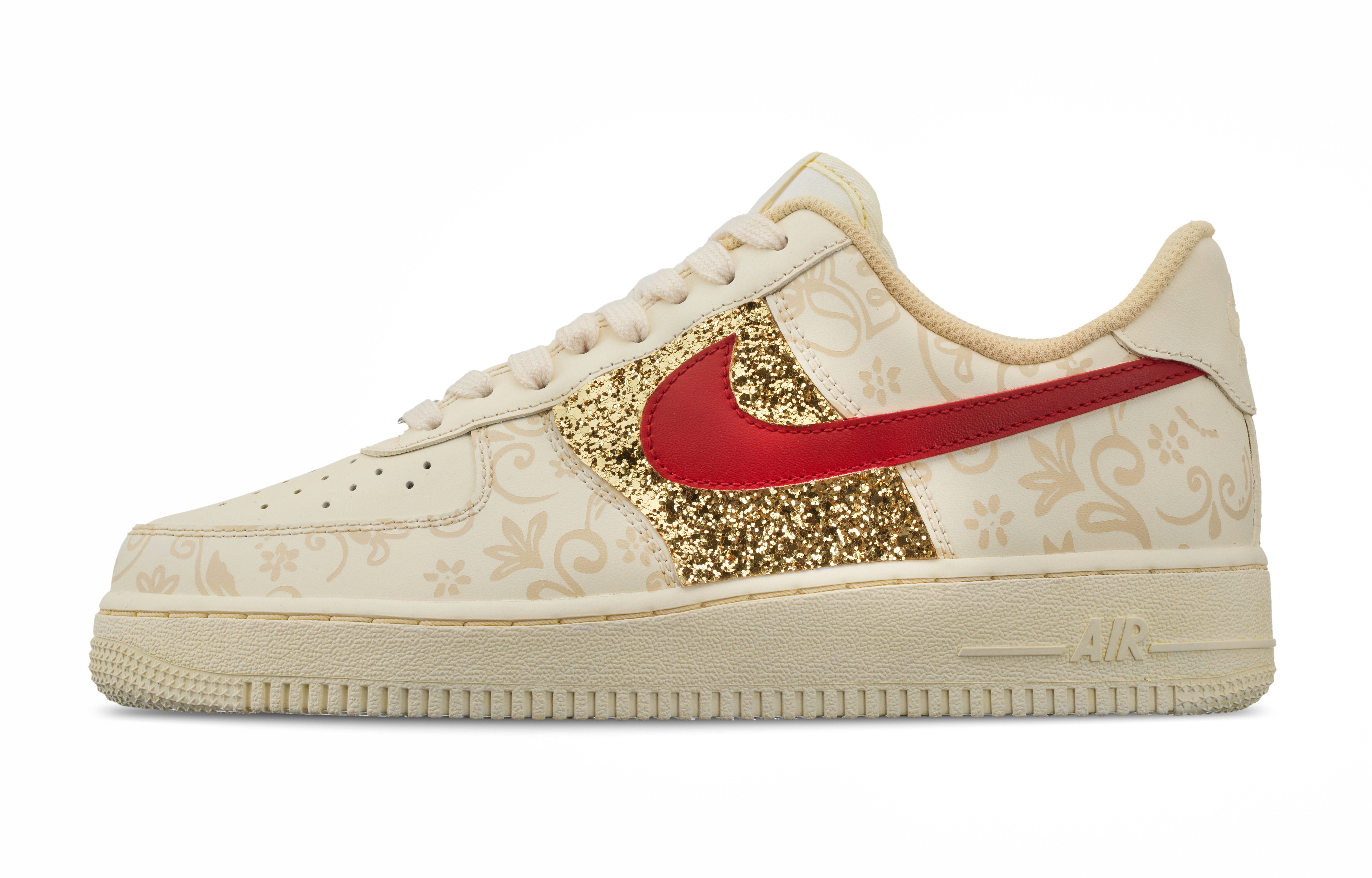 Кеды мужские Nike Air Force 1 Resplendent Low-Top золотые, 42 EU