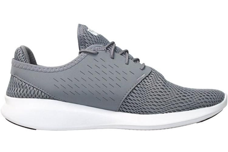 Кроссовки унисекс New Balance FuelCore Coast V3 серые, 44 EU