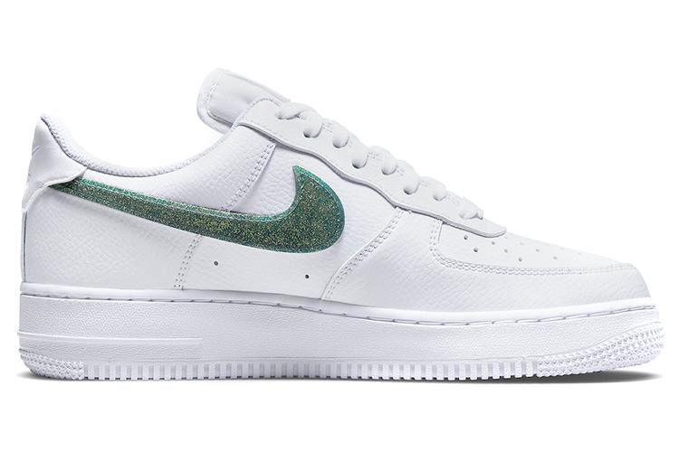 Кеды женские Nike Air Force 1 Low Glitter Swoosh зеленые, 38 EU